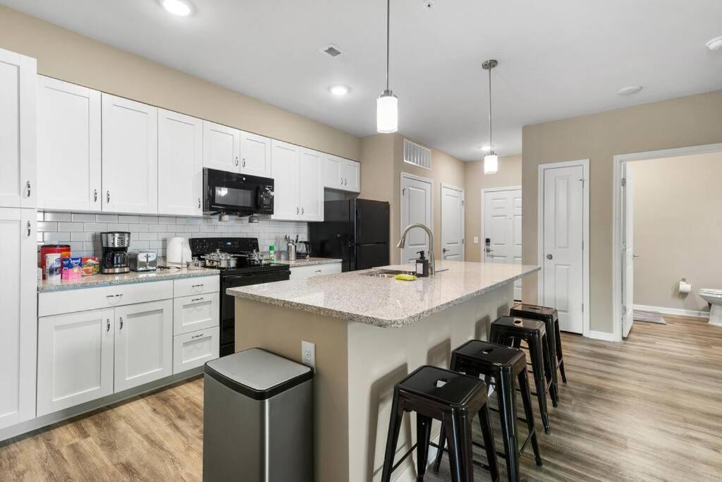 Elegant 2 Bed/2 Bath Apartment In Melbourne Fl Екстер'єр фото