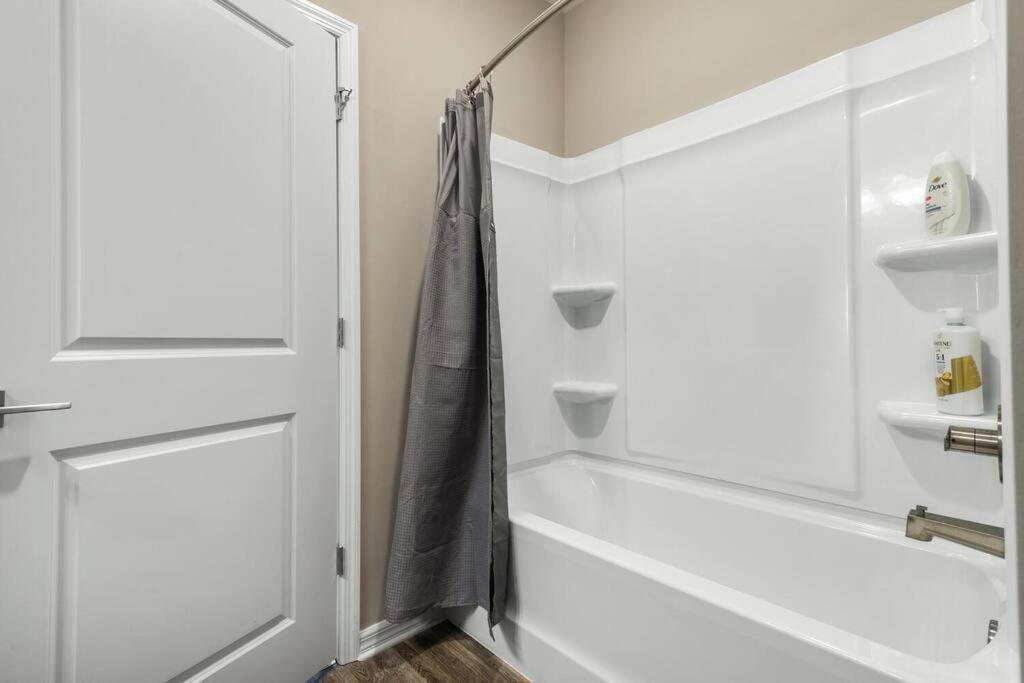 Elegant 2 Bed/2 Bath Apartment In Melbourne Fl Екстер'єр фото