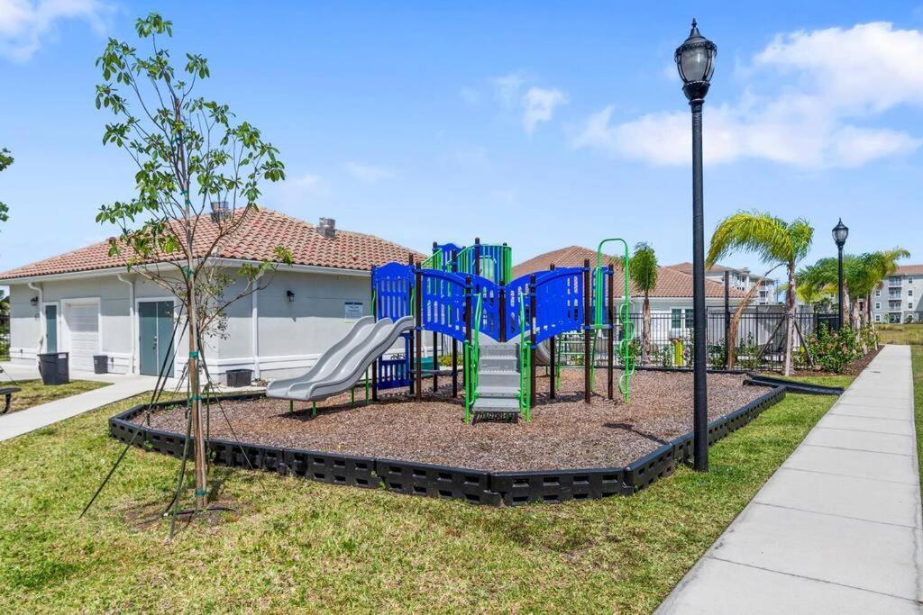 Elegant 2 Bed/2 Bath Apartment In Melbourne Fl Екстер'єр фото