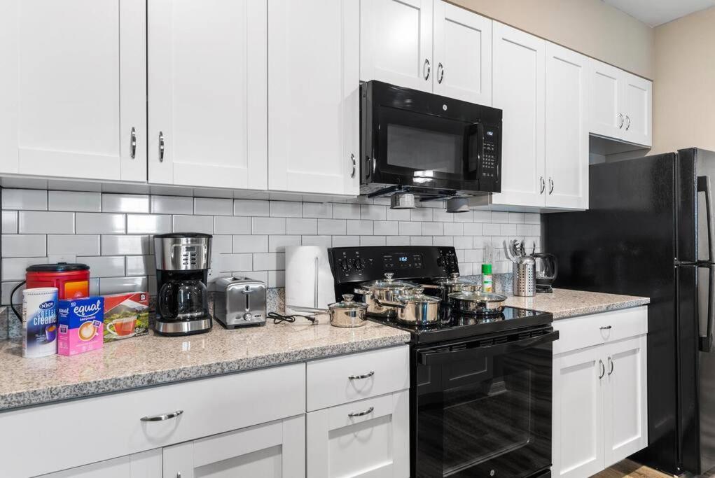 Elegant 2 Bed/2 Bath Apartment In Melbourne Fl Екстер'єр фото